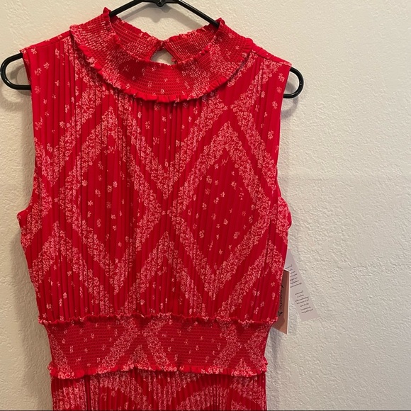 RES DRESS - Picture 2 of 7